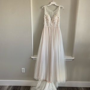 Wedding dress